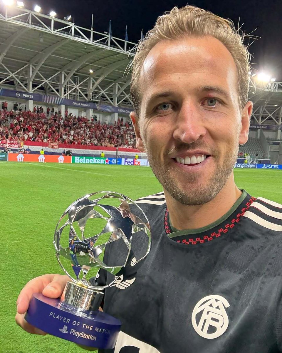 idextratime's tweet photo. Harry Kane di 9 laga bersama Bayern sejauh ini :

⚽ vs Stuttgart
⚽⚽⚽ vs RB Leipzig
⚽⚽ vs Wehen Wiesbaden
🎯🎯 vs Augsburg 
⚽⚽🎯 vs HSV
⚽⚽ vs Chelsea
⚽⚽️⚽️ vs Hoffenheim
⚽⚽ vs Bremen
⚽⚽ vs Pafos

Striker terbaik dunia saat ini, thoughts? 🤔 https://t.co/W2Ruzw0v81