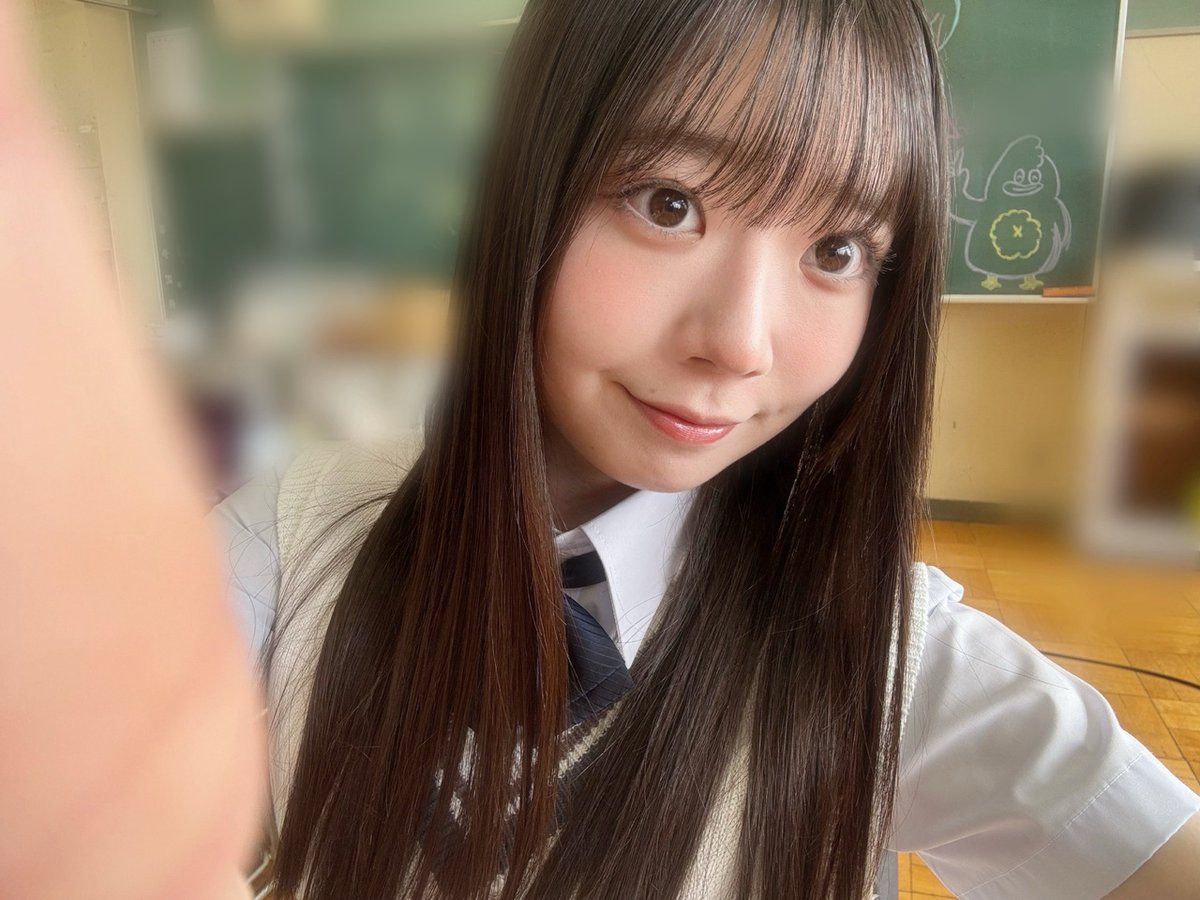 OTR 【6/6まで値下げ】日向坂46 直筆サイン入り生写真 坂井新奈