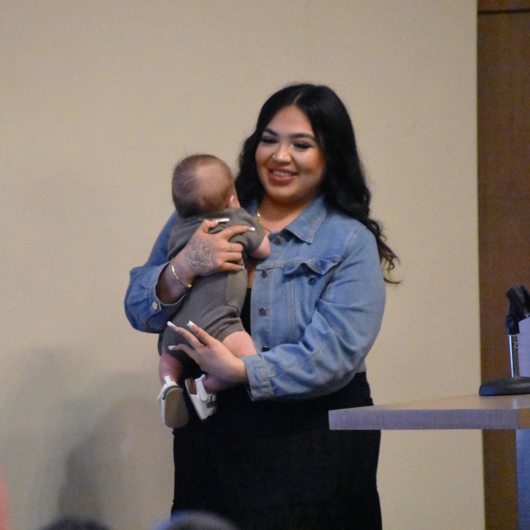 CSUDHEducation's tweet image. We celebrate Student Parent Month by honoring our parenting students!
In our college we have about 160 students w/ dependents, approx 15% of our total students.
Join us in celebrating student parents & their academic success! 👏
#StudentParentMonth 👪 #COEPride 🍎 #WeAreCOE 🥇