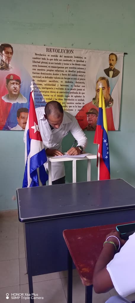 Brigada Médica Cubana en el Acto de reafirmación y apoyo al Pueblo Venezolano. Centro de Diagnóstico Integral CDI Cantaura. Estado Anzoátegui #CubaConVenezuela #CubaCoopera
