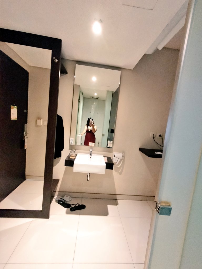 Viiodelia68II's tweet photo. Yuk sayangku jangan iseng dulu please yaaa🥹🥰🙏
Kita enaena mendingan jangan isengggg melee arghhh 
Yuuu ahhh cussss sayang 💦💦💦💦🤤🤤🤤🤤

#openbojakarta #bumillovers https://t.co/6BZm4n4RyD