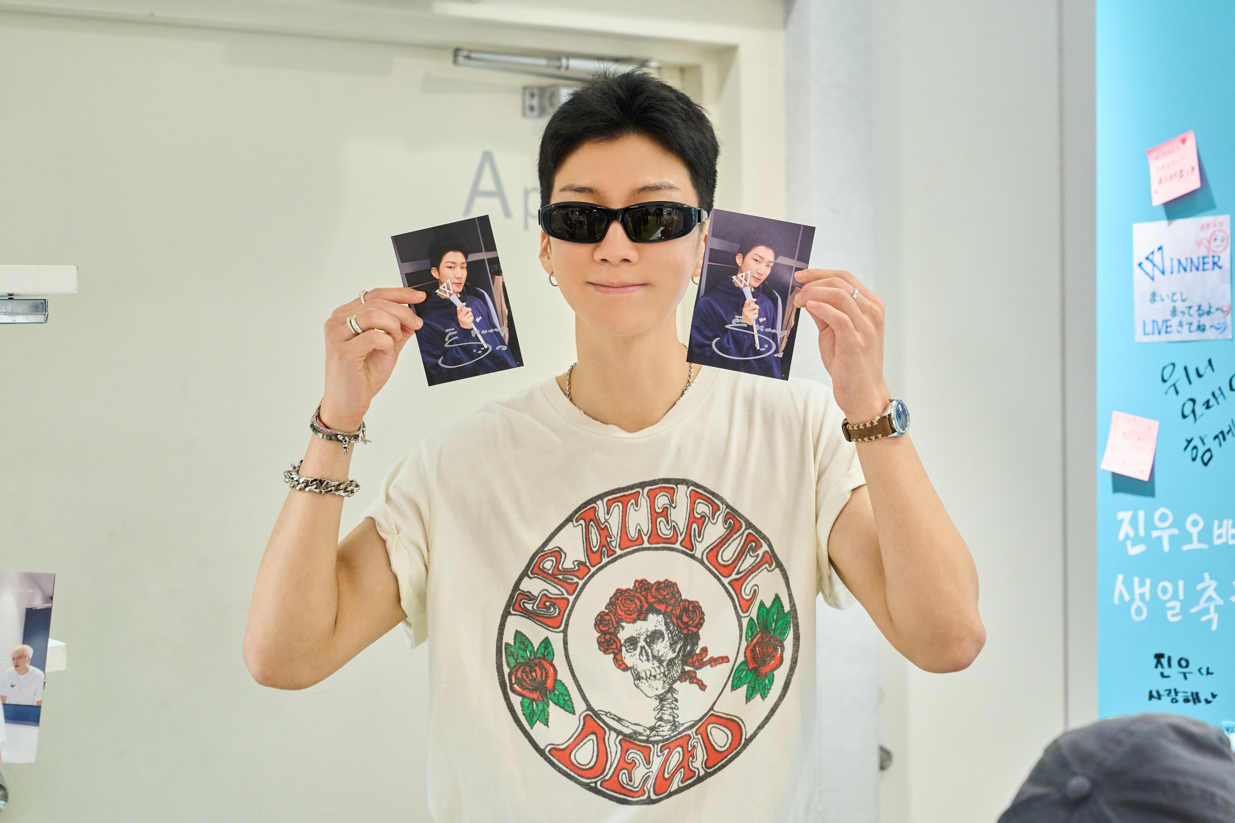 バラ⭕️YG サイン入り BIGBANG WINNER iKON CIX バラ⭕️YG