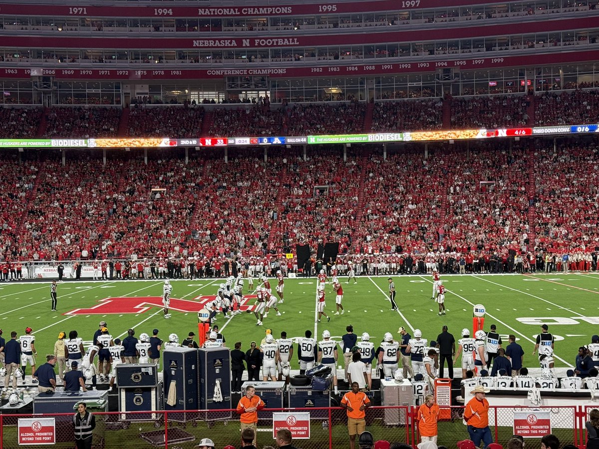 It’s combining season so we have 2 ✌🏻 Husker Football tickets available for this Saturday’s game vs Michigan State. $100 each obo. #gbr 🏈 
Section 5, row 12
A great view from 40 yard line! 
RT’s appreciated