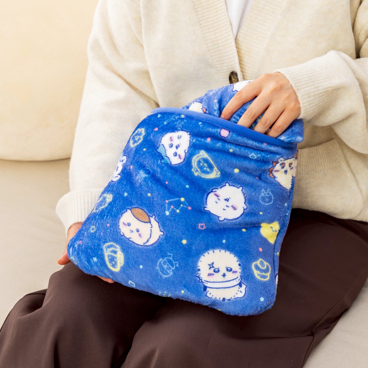 新商品／ 『あったか収納ポケット付き3WAYブランケット（星座）』 📝10