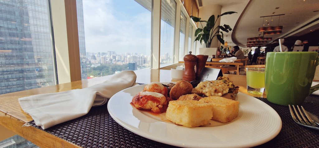 Mumbai, it's been a pleasure 🙏 I still owe you guys a picture dump - it's on the list when I get home 🤗🥰