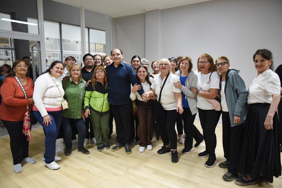 GustavoSaadi's tweet photo. Reinauguramos junto a @RaulJalil_ok  el Polideportivo Libertador II 

Un espacio histórico que vuelve a ser punto de encuentro, deporte e integración.
Seguimos transformando la ciudad con obras que hacen crecer a nuestros vecinos y vecinas. https://t.co/5ZD1kcupOZ