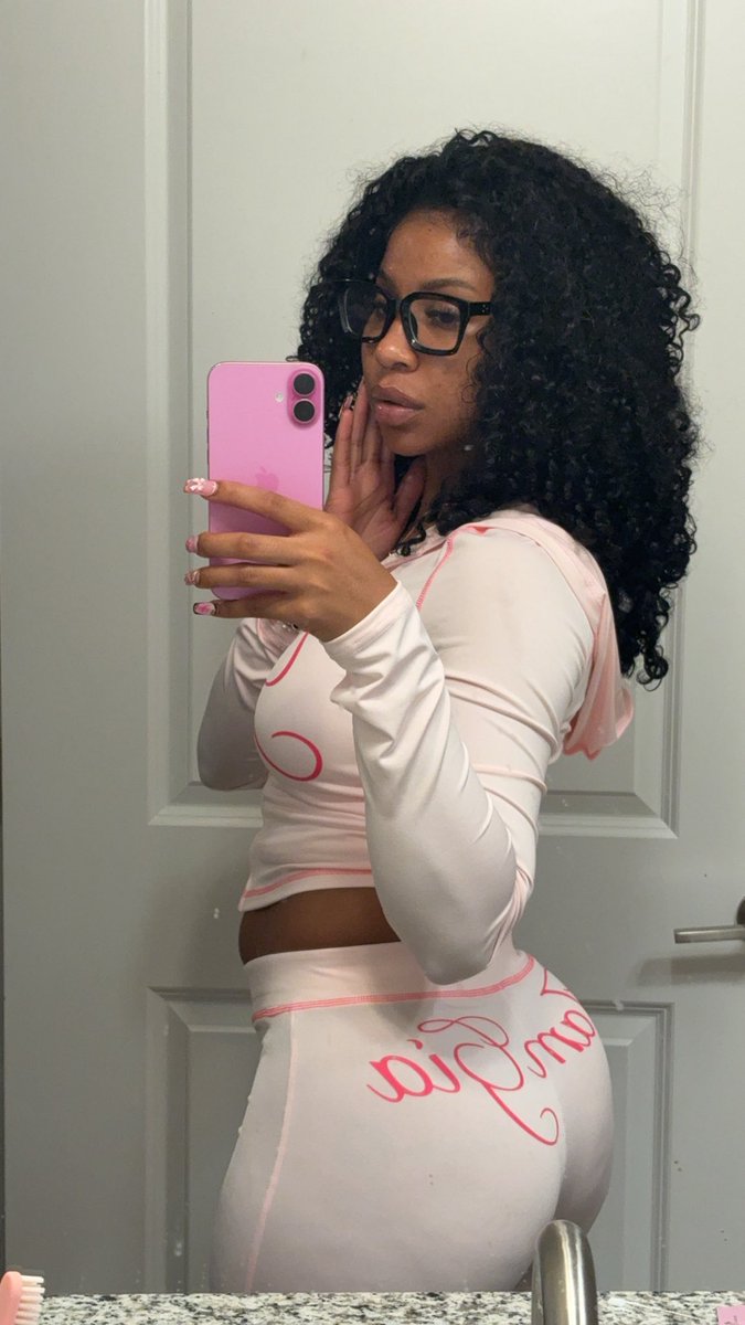just mo (@moesdollx) / Posts / X