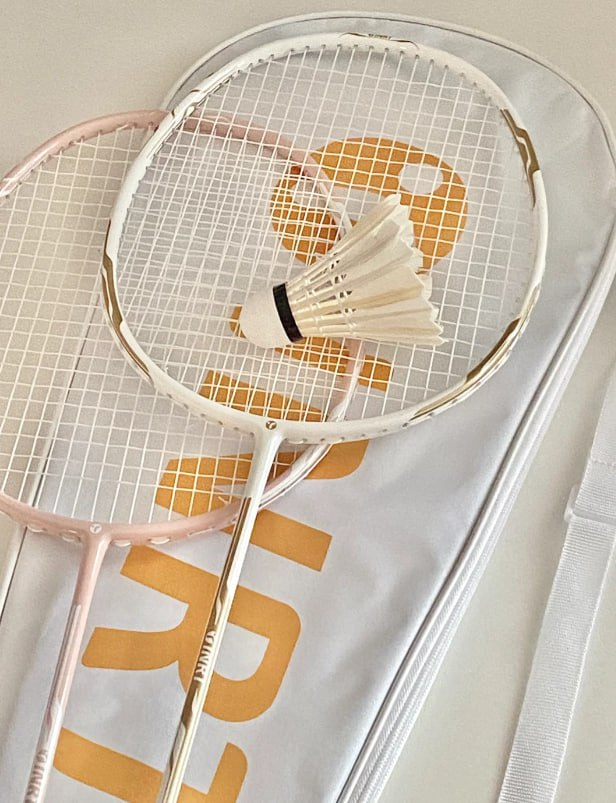 videothebest's tweet photo. Playing badminton in aerobic exercise is really suitable for girls to burn fat https://t.co/8jDSexhOOP