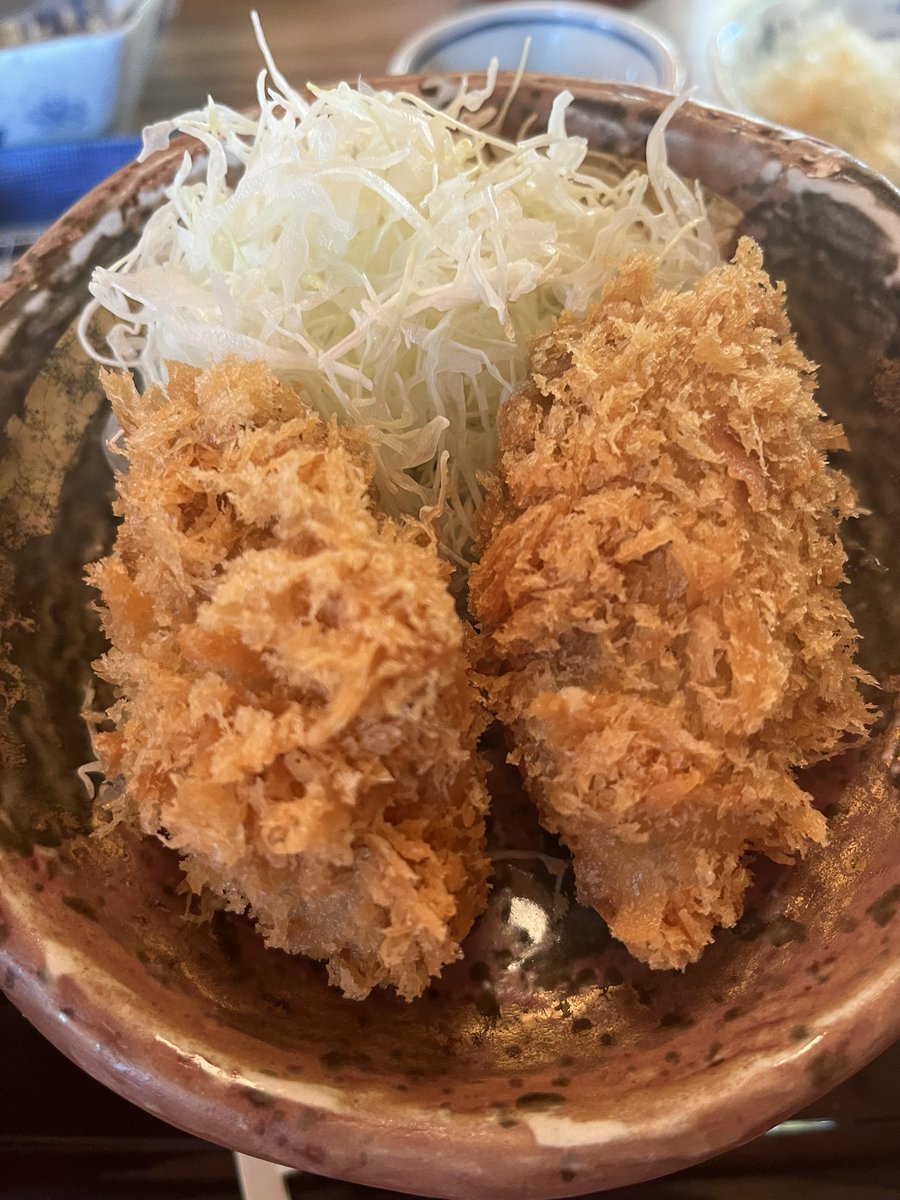 430v8's tweet photo. カキフライデカかった〜
1個600円超えの価値ありました❤️ https://t.co/l6KU0oEMu6
