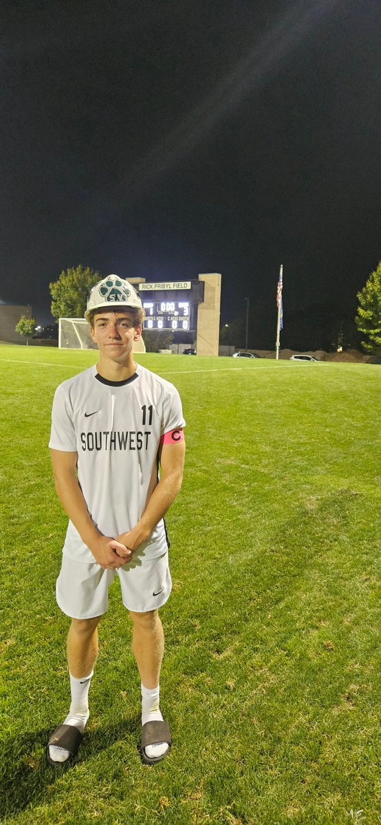 Erik Jones tweet media