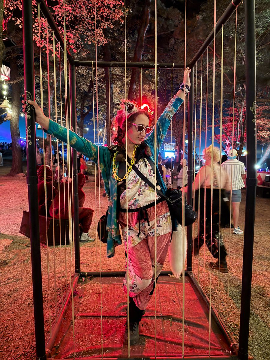 pantsyy's tweet photo. the infamous wook sarah summer of 2025 will live on in our hearts https://t.co/ryp2eectTh