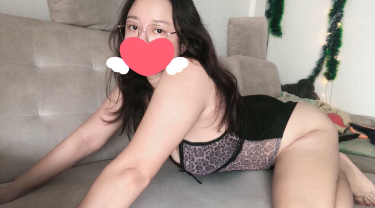 ฟาดตูดสักที 🖐🏻 

🔒 แอคล๊อค >>> ทักแชทนะคะ ☺️