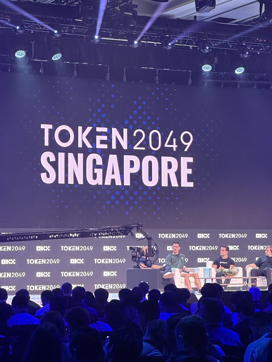 La leyenda en persona <a href="/chameleon_jeff/">jeff.hl</a> 

#Hyperliquid