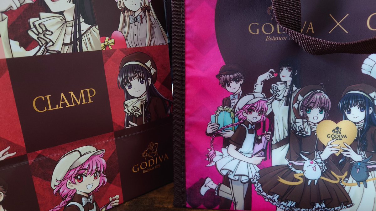 CLAMP✕GODIVAコラボ開店前から待機して結果1時間並んだ…タンブラー少なかったんねー。お目当て保冷バッグやったので無事勝利。仕事のつもりやったから通販予約分は夜に来る…けど可愛すぎて追いチョコ(笑)幸せ。店員さんほんまに大変そうやった。あと転売ヤーは消えろ。