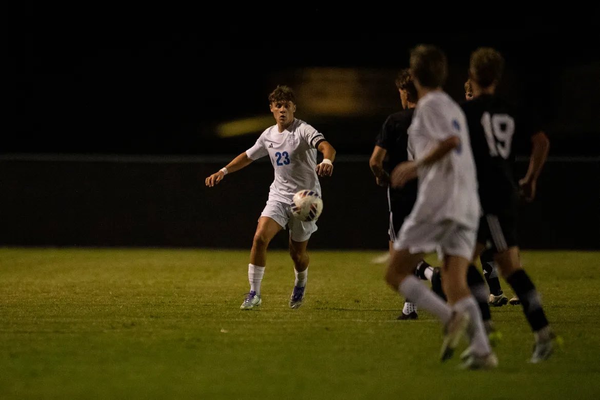 Memorial 8, Harrison 1

Cohen Havill four goals. Ivan Bennett two. Tigers are the outright SIAC boys soccer champions. First title since 2022.