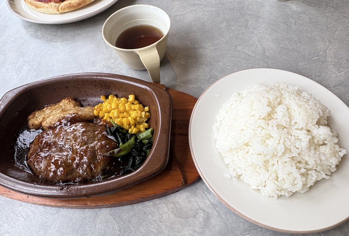sppneme's tweet image. お昼ご飯にサイゼリヤ！！！！