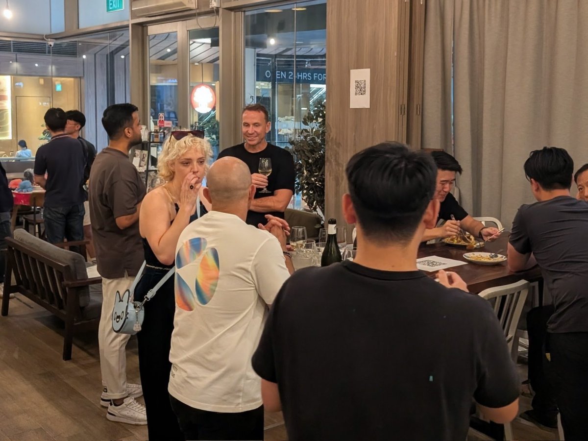 rabbitholemoca's tweet photo. Throwback to a good #mocat @Moca_Network Day 1 of @token2049 Singapore with moca chain use case demos and dinner with @tylerdurden88. https://t.co/U5ekimQScE