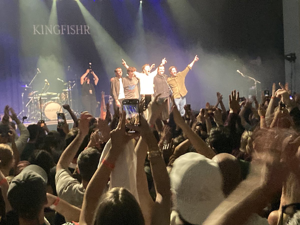 Tonight it was Toronto’s turn for a sold out <a href="/KingfishrBand/">Kingfishr</a> gig at the legendary @danforthmh.

Incredible energy, pride and passion. Epic performance. (Well, what else would you expect with a Fitzgibbon on the stage?!)

Your turn soon <a href="/IrlinVancouver/">Consulate General of Ireland in Vancouver</a>!