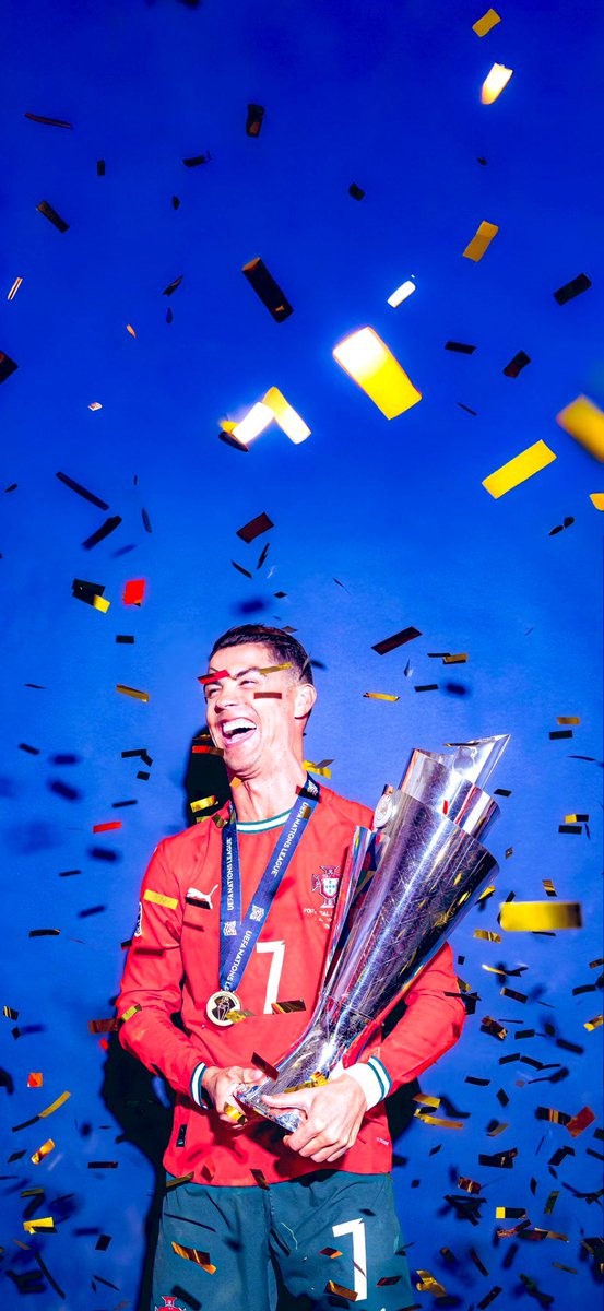 iizeezo2's tweet image. I C O N I C 👑🐐