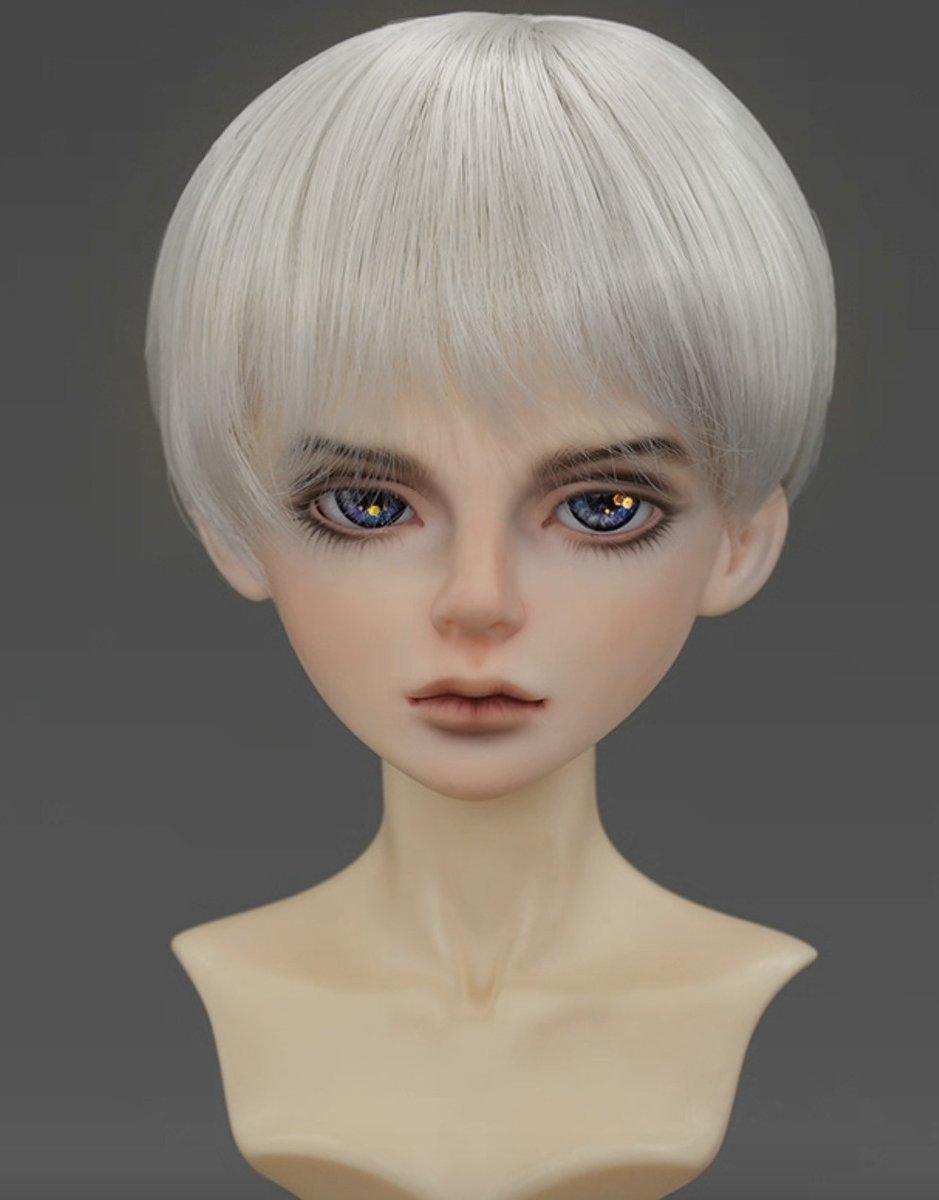 フォンテーヌ　シルバーショートウィッグ 専用ボックス付き DOLKラジオ会館店-DOLLSTOCK- on X: 