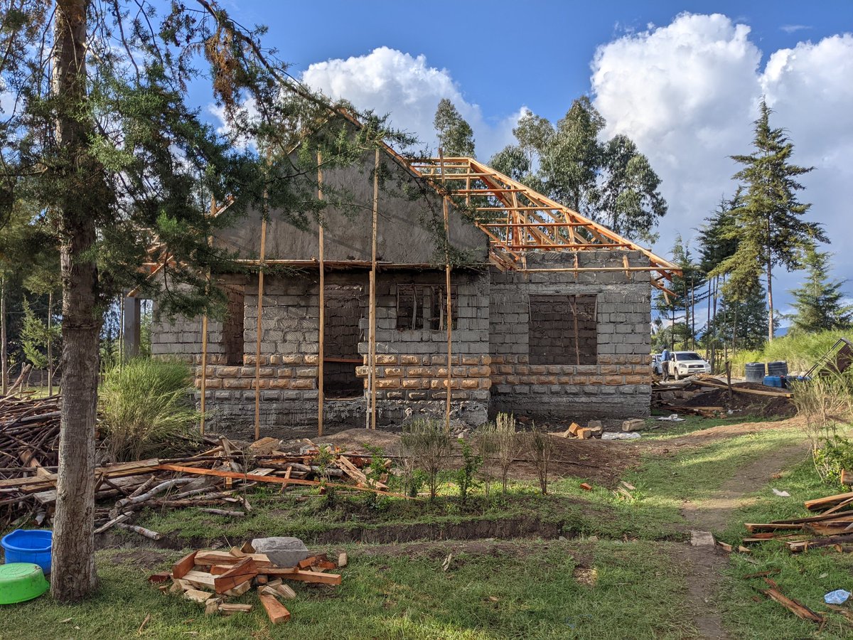 StructureForms's tweet image. Midweek reminder: “It always seems impossible until it’s done.” – Nelson Mandela 🌟
#WednesdayWisdom #StructureFormsConstruction