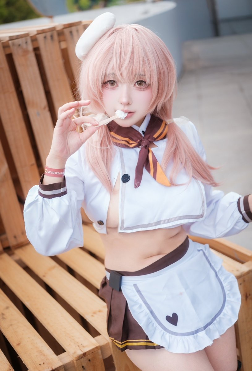journey_cos's tweet image. NIKKE - BREADY
&quot; 잘 먹었어. 다음 메뉴는 뭐야? &quot;
#NIKKE #NIKKEcosplay #bready