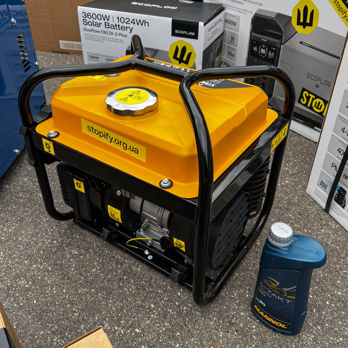 stopify_org_ua's tweet image. Our latest shipment includes a pickup truck, a SUV, two large diesel generators, one inverter generator, three DJI Mavic 4 Pro drones, five charging stations of various capacities plus one external battery, two monitors, two tablets, four laptops, and seven autonomous heaters.