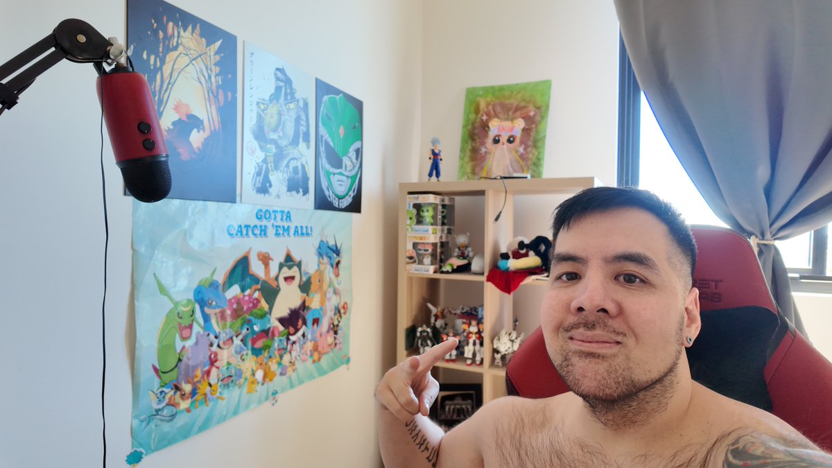 Ayksee's tweet image. Actually fixing my room up.. @Displate metal posters now all in vision time to unclutter that shelf.. #streamupdate