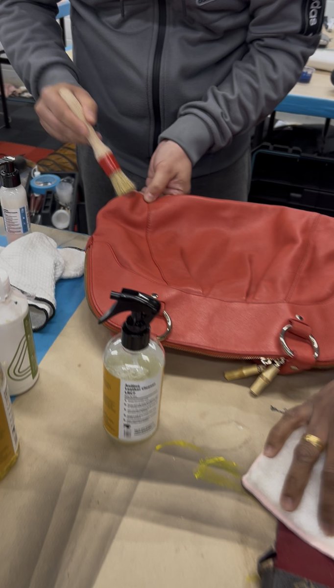 leatherrepairuk's tweet image. The Hidden Opportunity: Why Handbag Repair Training Could Be Your Next Big Business Move.

leatherrepaircompany.com/pages/training…

#Handbags #Purses #HandbagRestoration