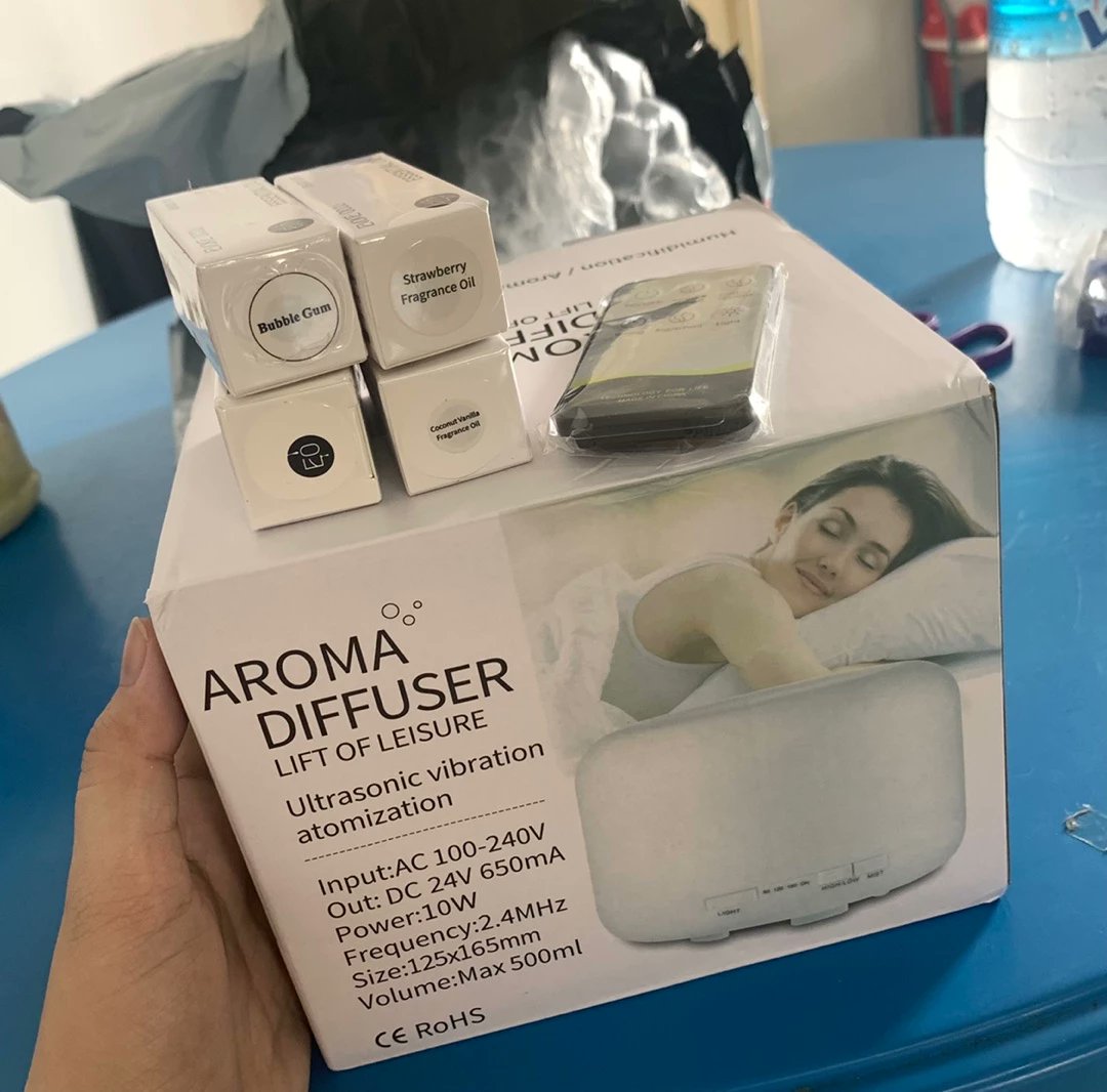 farisaffiliate's tweet photo. Kadang pelik kan, kita stress gila… tapi solution dia bukan selalu “pergi bercuti” atau “shopping”. Kadang cuma apa yang kita hidu dalam bilik pun main peranan besar. https://t.co/IwBxkTKPjx