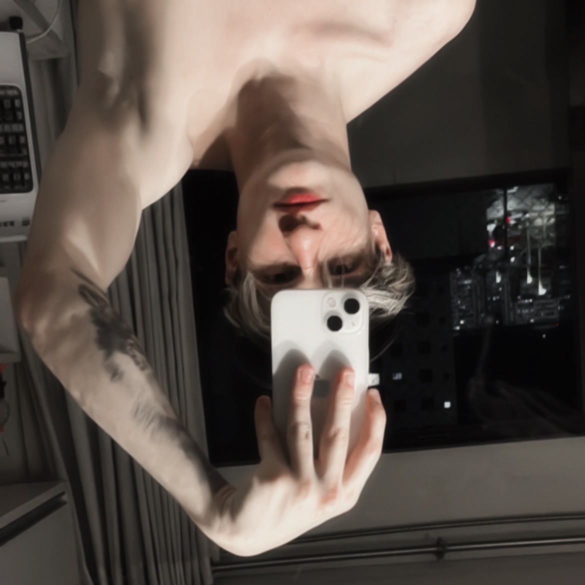 ShadowOfSeth's tweet photo. Só porque eu loguei aqui pra mandar uma mensagem

Body update 🖤 https://t.co/iScheAfc6B