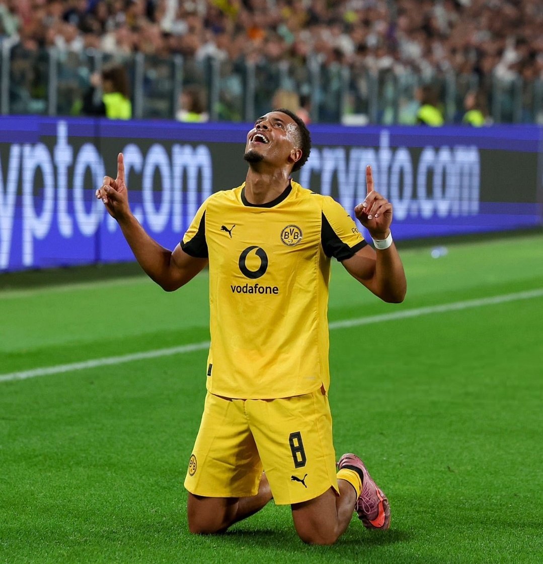 🚨 MATCHDAY 🚨 

BORUSSIA DORTMUND 🆚 ATHLETIC CLUB 

It'll be another crazy night in the UCL for BVB fans, but this time, it's under the lights of the Westfalenstadion! Let's get our first win in this year's competition!

HEJA BVB!

⚫🟡
#BVB