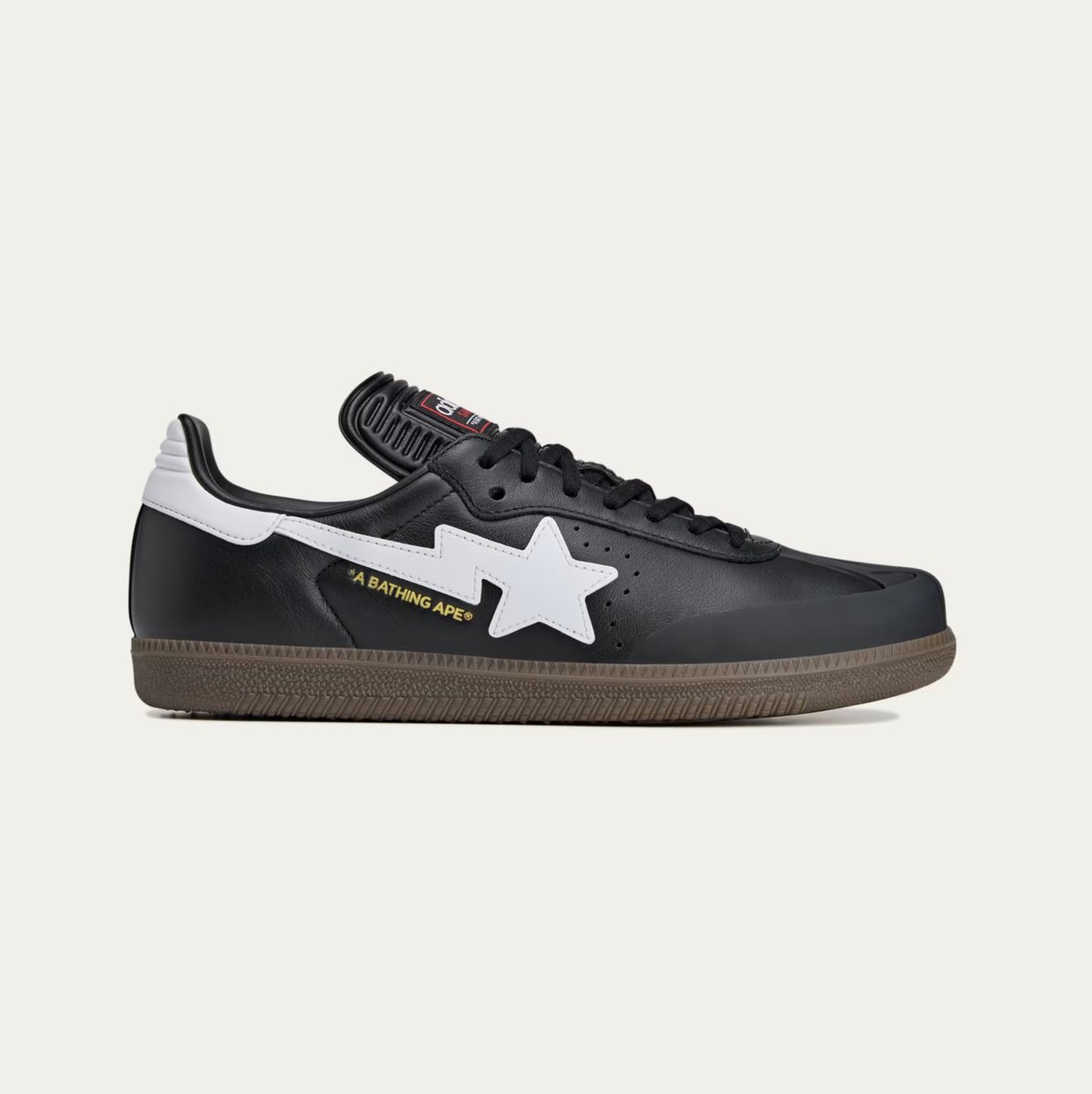 JustFreshKicks's tweet photo. BAPE x adidas Samba 

https://t.co/XzUYLlUeev https://t.co/fRcBE0fExa