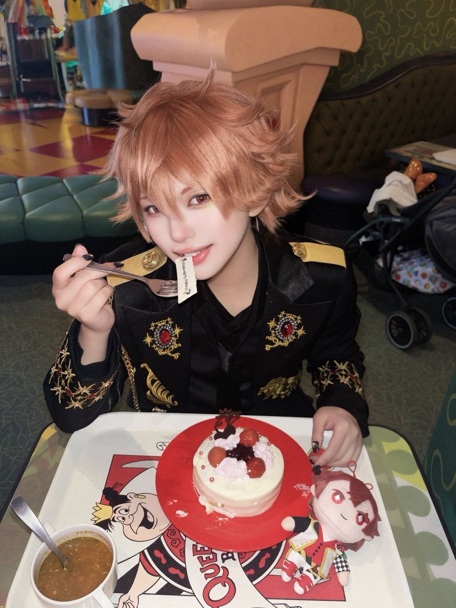 koyoiCOS4141's tweet photo. Dハロ初日最高でした～
初出しブレジュエースくん❤️

 #Dハロ  #Dハロ仮装  #Dハロ仮装2025  #Dハロツイステ   #ツイステコスプレ #twstコスプレ  #エース・トラッポラ #cosplay https://t.co/zMFZSDiTBM