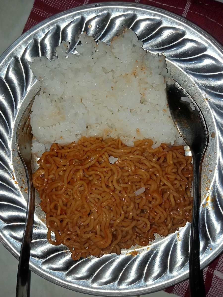 Makan mie akhir bulan ❌
Makan mie awal bulan ✅