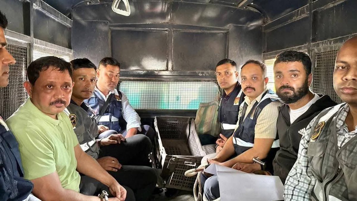 guwahatiplus's tweet image. Investigation into Zubeen Garg’s death intensifies as Siddhartha Sharma, Garg&apos;s manager and Shyamkanu Mahanta, Northeast India Festival organiser are arrested and brought to Guwahati for questioning. #ZubeenGarg #Assam #SITProbe #Guwahati