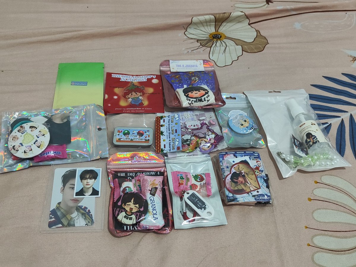 Put ‧₊˚ ༘⋆ | open jasa co shopee vip (mt aft dm) tweet media