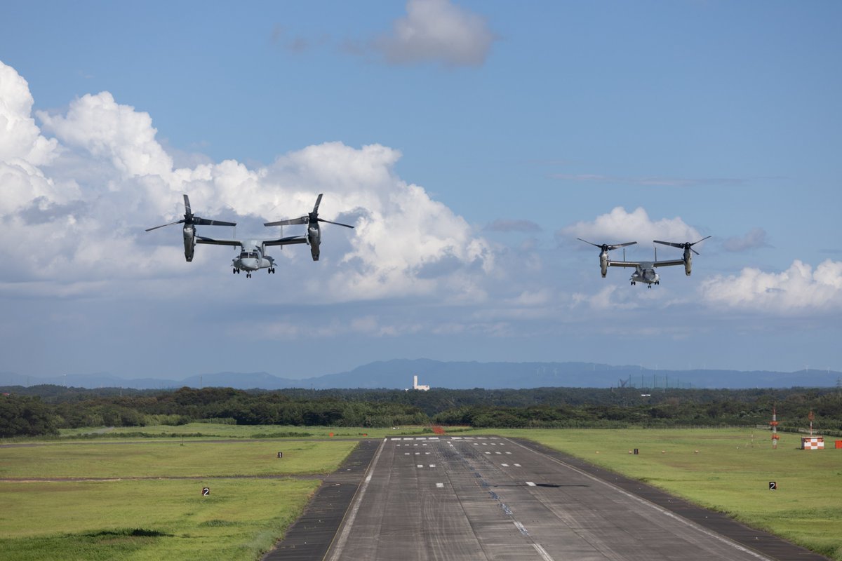 1stMAW_Marines's tweet photo. A U.S. #Marine Corps MV-22B Osprey with Marine Medium Tiltrotor Squadron 262 flies in formation with #V22 Ospreys from the Japan Ground Self-Defense Force during exercise #ResoluteDragon25 over Kagoshima Prefecture, Japan, Sept. 18, 2025. https://t.co/sH7eupS6oF