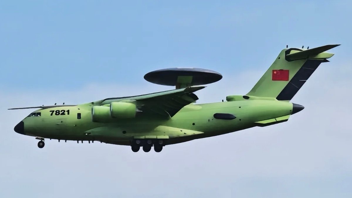 So far clearest image of a KJ-3000 prototype - here number #7821 - in flight. 

(Via @太湖军I名 on Weibo)