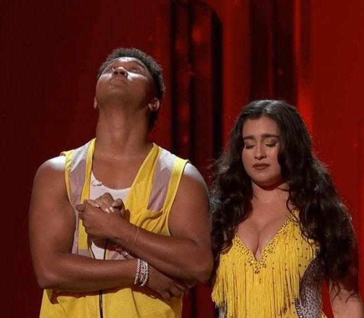 trippedforvic's tweet photo. JUSTICE FOR THEM, WHAT A FRAUD!!!
my girl didn’t deserve to be eliminated… f.u #DWAS
LAUREN JAUREGUI IS OUR QUEEN https://t.co/681vKVltrz