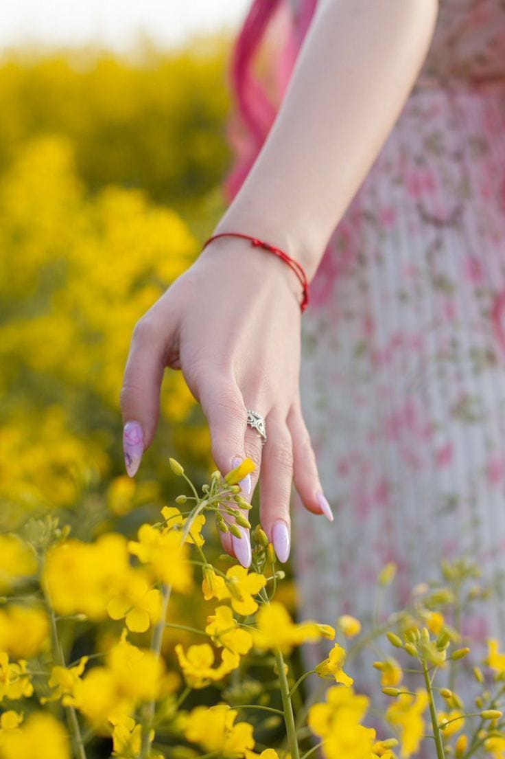 Good morning happy Wednesday my friends. 
Can I get back ?