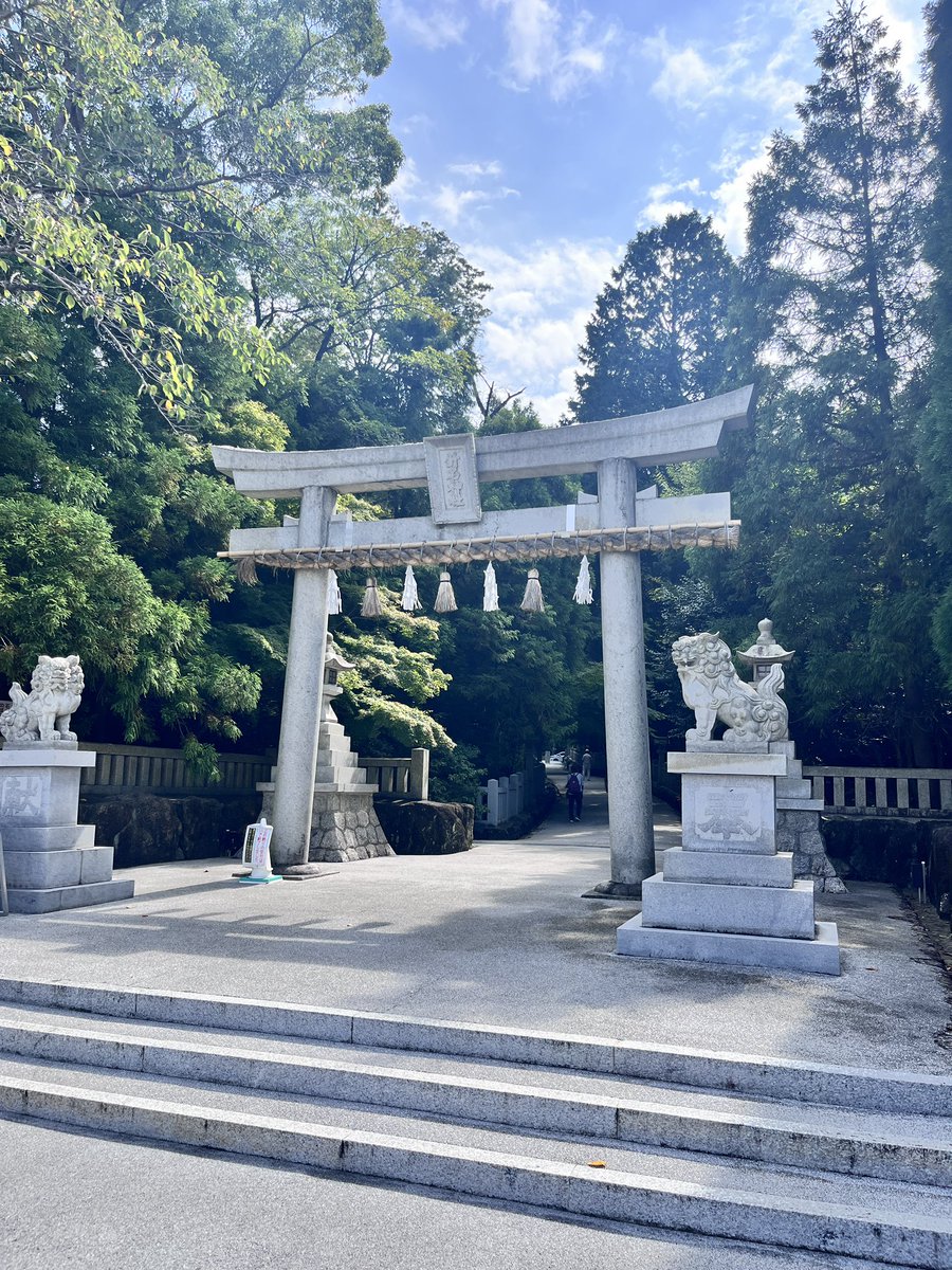 Leap0528757933's tweet image. 毎月恒例朔参り
氏神様にお礼を伝えできました。
神社に行くと気持ちもスッキリ〜！
新たな気持ちで今月を送りましょう^_^

#朔参り #名古屋 #leap