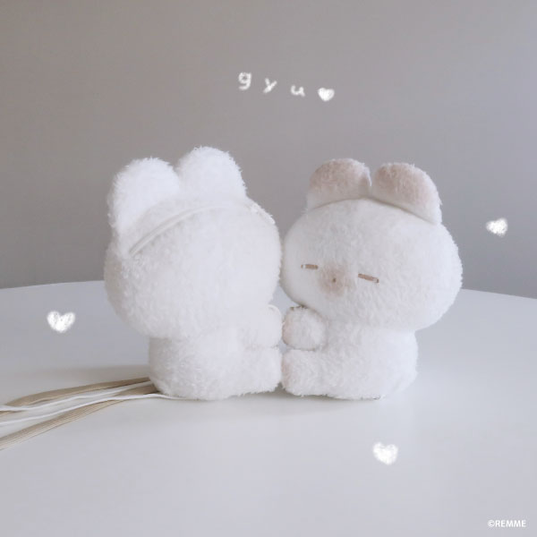 collabo_inc's tweet photo. うさぎのねむちゃん「ぬいぐるみポシェット」再販💕
大人気!ぬいぐるみ作家 REMME(@remme_It)さんデザイン。 ふわふわ ねむちゃん💕抱きついてるみたいで可愛いぬいぐるみ型 ポシェット💕 入荷 販売店 詳細▼
https://t.co/8qVnk1x6gg
#ぬいぐるみポシェット #うさぎのねむちゃん #REMME https://t.co/gFNbim1t8t