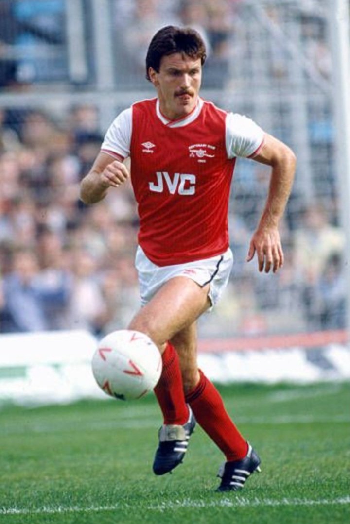 OTD in 1957, Ian Allinson was born in Stevenage. Ian played for The Arsenal from 1983 to 1987, after joining from Colchester United. He made 105 appearances, scoring 23 goals. 
🎶 Ian, Ian Allinson 🎶  🔴⚪️ ⚽️👏