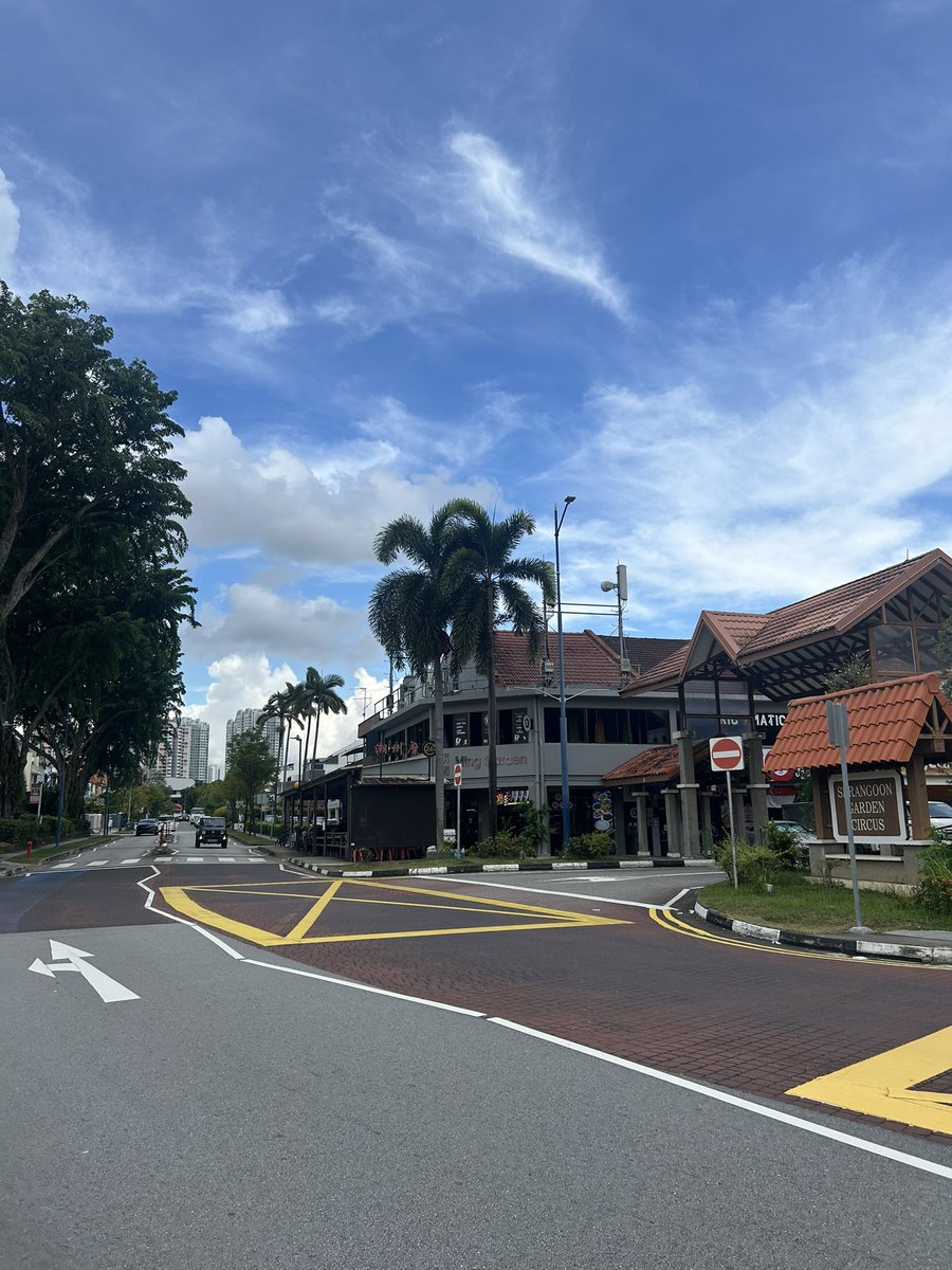 HappyBeany tweet media