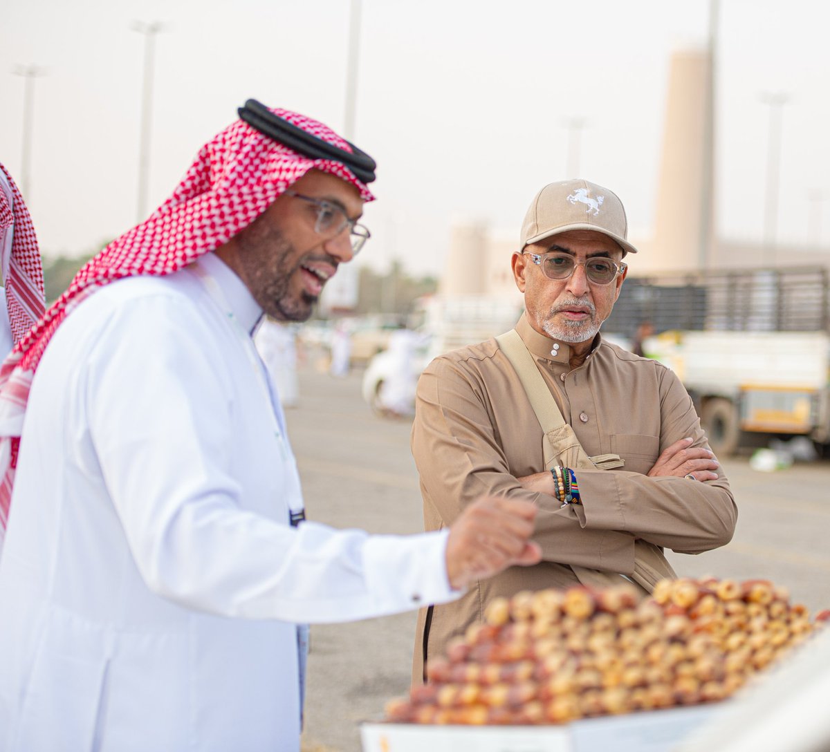 المشيطي لتسويق التمور tweet media
