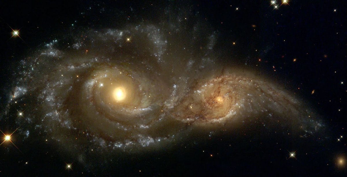 Quintin Garrido #CIENCIA,y... (@garridoquintin) on Twitter photo <a href="/PlanetarioMad/">Planetario de Madrid</a> <a href="/planetarioBA/">Planetario Galileo Galilei</a> <a href="/exploreplanets/">Planetary Society</a> <a href="/SEA_astronomia/">SEA</a> <a href="/astronomiamag/">Astronomía Magazine</a> <a href="/aee_gob/">Agencia Espacial Española (AEE)</a> <a href="/esa_cesar_es/">CESAR Educación Astronómica</a> <a href="/lozano_tell/">Ernesto Lozano Tellechea</a> <a href="/JorgePlaGarcia/">Dr. Jorge Pla-García</a> <a href="/rodrigogpeinado/">Rodrigo González Peinado</a> <a href="/dr_sagan/">Dr. Carl Sagan</a> <a href="/Saganismm/">Saganism</a> <a href="/hsocasnavarro/">Hector Socas-Navarro</a> <a href="/daniguirado_/">Daniel Guirado</a> <a href="/EugenioManuel/">Eugenio Manuel Fernández Aguilar</a> <a href="/Hominidas/">Lorena Sánchez</a> <a href="/Javier__Sierra/">Javier Sierra</a> <a href="/J_MartinezFrias/">Jesús Martínez Frías</a> <a href="/RafaelBachiller/">Rafael Bachiller</a> <a href="/RACiencias/">RACiencias</a> <a href="/IGN_RObsMadrid/">Real Observatorio</a> <a href="/villavrr/">Eva Villaver</a> <a href="/DavidAstronomo/">David García 🔭</a> <a href="/VicentJM/">Vicent J. Martínez</a> <a href="/Perestupinya/">Pere Estupinyà</a> <a href="/edusadeci/">Eduardo Sáenz de Cabezón</a> <a href="/alfogayar/">Alfonso Ogayar Ser</a> <a href="/EsterLzaro1/">Ester Lázaro</a> <a href="/AstroCulturaSEA/">Comisión Astronomía y Cultura - SEA</a> <a href="/C_Astrobiologia/">Centro Astrobiología</a> <a href="/manuel_de_leon/">manuel de leon</a> <a href="/EnriqueJoven/">Enrique Joven</a> <a href="/IAC_Astrofisica/">IAC Astrofísica</a> <a href="/ExoPlanetascom/">EXOPLANETAS Noticias de Ciencia y Tecnología</a> <a href="/ift_uam_csic/">Inst. Física Teórica</a> <a href="/esa_es/">ESA España</a> <a href="/UCC_INTA/">Unidad de Cultura Científica del INTA</a> <a href="/elsadecea/">Elsa de Cea</a> <a href="/BSCRedrojo/">Beatriz Sánchez-Cano</a> <a href="/juaninchy/">Juaninchy</a> <a href="/MadridDSN/">MadridDSN</a> <a href="/Astro_Pablo_ESA/">Pablo Álvarez</a> <a href="/Astro_SaraG/">Sara García Alonso</a> <a href="/DavidDelgadoIgl/">David Delgado</a> <a href="/geologoenapuros/">Un geólogo en apuros 🏳️🌈</a> <a href="/NASA_es/">NASA en español</a> <a href="/greenMOONp/">Green Moon Project</a> <a href="/geo_planet_sge/">Comisión de Geología Planetaria. SGE</a> 🧵
6.2
Exploradores del siglo XXI.
Historias de viajeros.
Por Antonio Huertas Peña.
…nciayelcosmosdelsigloxxi.blogspot.com/2020/01/explor…
Audiocapítulo
…nciayelcosmosdelsigloxxi.blogspot.com/2020/06/audioc…
6.2
21st century explorers.
Travellers´ Tales.
By Antonio Huertas Peña.
…nciayelcosmosdelsigloxxi.blogspot.com/2020/06/21st-c…
(<a href="/parcastroprades/">Parc Astronòmic Prades</a> <a href="/SpaceNosey/">Space Nøsey</a> ) 
🧵👇 <a href="/PlanetarioMad/">Planetario de Madrid</a> <a href="/planetarioBA/">Planetario Galileo Galilei</a> <a href="/exploreplanets/">Planetary Society</a> <a href="/SEA_astronomia/">SEA</a> <a href="/astronomiamag/">Astronomía Magazine</a> <a href="/aee_gob/">Agencia Espacial Española (AEE)</a> <a href="/esa_cesar_es/">CESAR Educación Astronómica</a> <a href="/lozano_tell/">Ernesto Lozano Tellechea</a> <a href="/JorgePlaGarcia/">Dr. Jorge Pla-García</a> <a href="/rodrigogpeinado/">Rodrigo González Peinado</a> <a href="/dr_sagan/">Dr. Carl Sagan</a> <a href="/Saganismm/">Saganism</a> <a href="/hsocasnavarro/">Hector Socas-Navarro</a> <a href="/daniguirado_/">Daniel Guirado</a> <a href="/EugenioManuel/">Eugenio Manuel Fernández Aguilar</a> <a href="/Hominidas/">Lorena Sánchez</a> <a href="/Javier__Sierra/">Javier Sierra</a> <a href="/J_MartinezFrias/">Jesús Martínez Frías</a> <a href="/RafaelBachiller/">Rafael Bachiller</a> <a href="/RACiencias/">RACiencias</a> <a href="/IGN_RObsMadrid/">Real Observatorio</a> <a href="/villavrr/">Eva Villaver</a> <a href="/DavidAstronomo/">David García 🔭</a> <a href="/VicentJM/">Vicent J. Martínez</a> <a href="/Perestupinya/">Pere Estupinyà</a> <a href="/edusadeci/">Eduardo Sáenz de Cabezón</a> <a href="/alfogayar/">Alfonso Ogayar Ser</a> <a href="/EsterLzaro1/">Ester Lázaro</a> <a href="/AstroCulturaSEA/">Comisión Astronomía y Cultura - SEA</a> <a href="/C_Astrobiologia/">Centro Astrobiología</a> <a href="/manuel_de_leon/">manuel de leon</a> <a href="/EnriqueJoven/">Enrique Joven</a> <a href="/IAC_Astrofisica/">IAC Astrofísica</a> <a href="/ExoPlanetascom/">EXOPLANETAS Noticias de Ciencia y Tecnología</a> <a href="/ift_uam_csic/">Inst. Física Teórica</a> <a href="/esa_es/">ESA España</a> <a href="/UCC_INTA/">Unidad de Cultura Científica del INTA</a> <a href="/elsadecea/">Elsa de Cea</a> <a href="/BSCRedrojo/">Beatriz Sánchez-Cano</a> <a href="/juaninchy/">Juaninchy</a> <a href="/MadridDSN/">MadridDSN</a> <a href="/Astro_Pablo_ESA/">Pablo Álvarez</a> <a href="/Astro_SaraG/">Sara García Alonso</a> <a href="/DavidDelgadoIgl/">David Delgado</a> <a href="/geologoenapuros/">Un geólogo en apuros 🏳️🌈</a> <a href="/NASA_es/">NASA en español</a> <a href="/greenMOONp/">Green Moon Project</a> <a href="/geo_planet_sge/">Comisión de Geología Planetaria. SGE</a> 🧵
6.2
Exploradores del siglo XXI.
Historias de viajeros.
Por Antonio Huertas Peña.
…nciayelcosmosdelsigloxxi.blogspot.com/2020/01/explor…
Audiocapítulo
…nciayelcosmosdelsigloxxi.blogspot.com/2020/06/audioc…
6.2
21st century explorers.
Travellers´ Tales.
By Antonio Huertas Peña.
…nciayelcosmosdelsigloxxi.blogspot.com/2020/06/21st-c…
(<a href="/parcastroprades/">Parc Astronòmic Prades</a> <a href="/SpaceNosey/">Space Nøsey</a> ) 
🧵👇