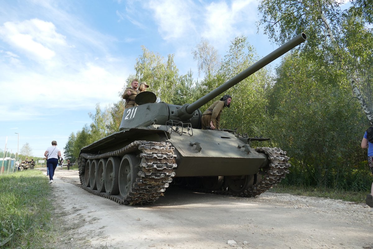 YPasholok's tweet photo. T-44M (ex-BTS-4), War Motors, august 2022
https://t.co/2yzmxbtibr
#t44
#warmotors https://t.co/2pVdUi1oBk
