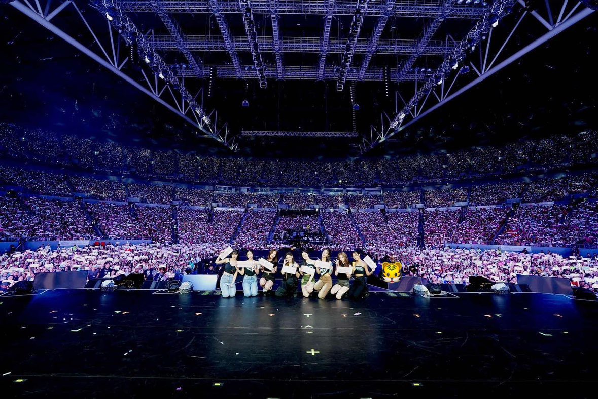 tzujuliee's tweet photo. 2 years ago today, TWICE wrapped up their 2-day Sold Out Shows "READY TO BE TOUR in BULACAN" at Philippine Arena. https://t.co/QW5j0Cg57i