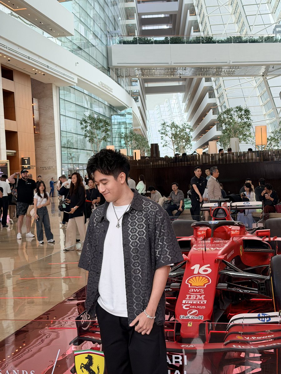 shermmmm_'s tweet photo. Spotted Zhou Guanyu at Marina Bay Sands today 😍 He went to see the Ferrari showcar ❤️ https://t.co/ys5Ndb7GAG